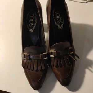 Authentic comfortable leather TOD'S pumps size 7
